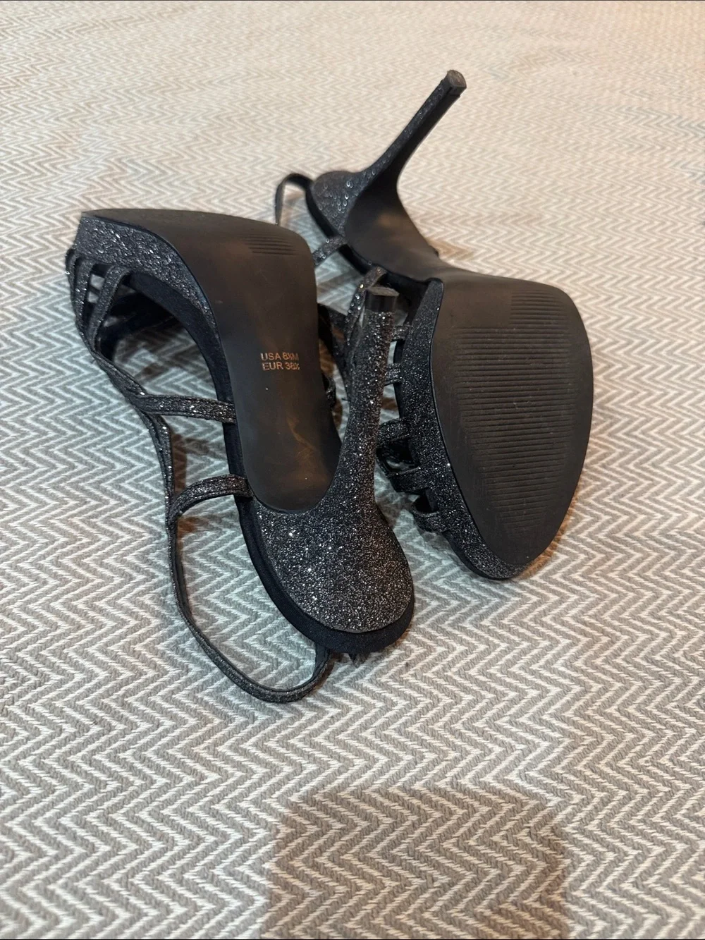 Touch Of Nina Women's Black Glitter Strappy Slingback Heels Size 8 1/2